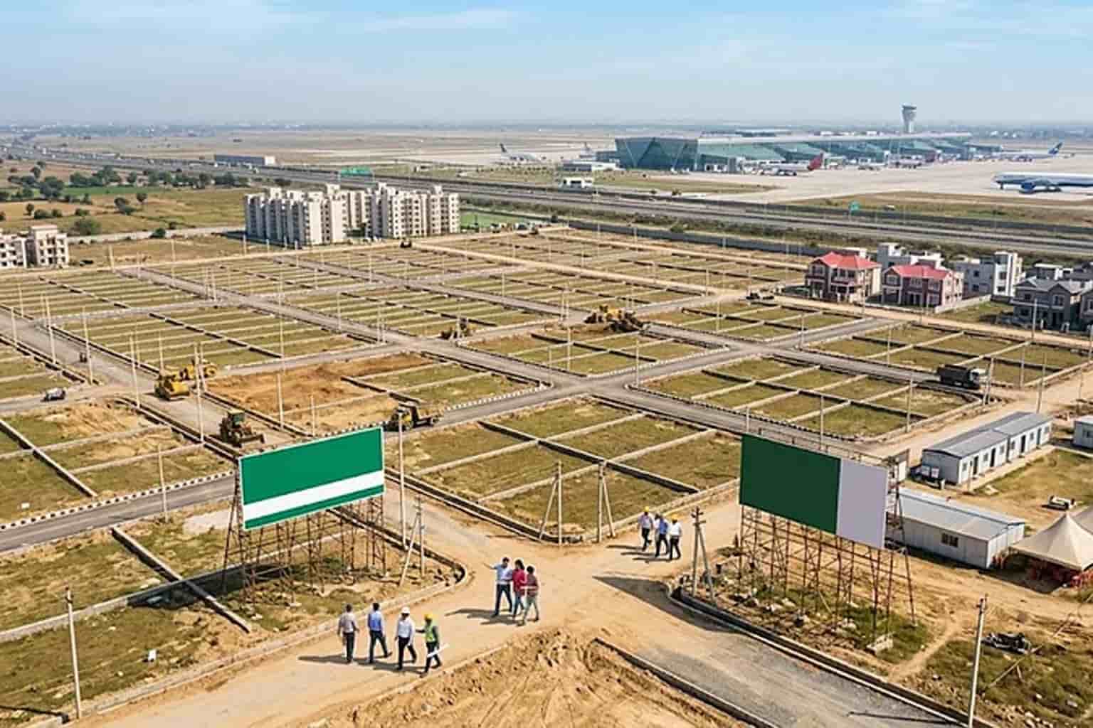 YEIDA new plot scheme 2026 near noida airport: Two residential plot schemes planned for October!